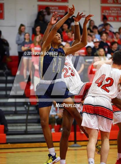 Thumbnail 2 in Perry Hall @ Dulaney photogallery.