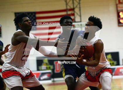 Thumbnail 1 in Perry Hall @ Dulaney photogallery.