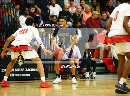 Thumbnail 1 in Perry Hall @ Dulaney photogallery.