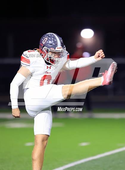 Thumbnail 1 in Grand Saline vs Chisum photogallery.