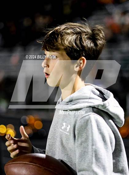 Thumbnail 3 in Grand Saline vs Chisum photogallery.