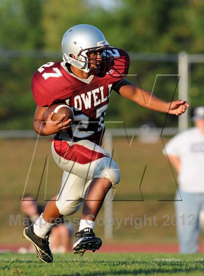 Thumbnail 3 in Lowell @ Nashua South photogallery.