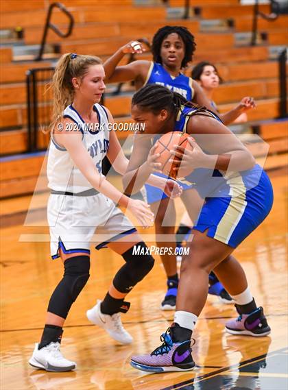 Thumbnail 2 in Elkins @ Katy Taylor photogallery.