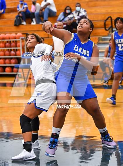 Thumbnail 3 in Elkins @ Katy Taylor photogallery.