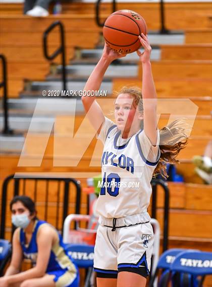 Thumbnail 3 in Elkins @ Katy Taylor photogallery.