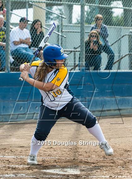 Thumbnail 2 in Notre Dame vs. Scotts Valley (CIF CCS Division 3 Final) photogallery.