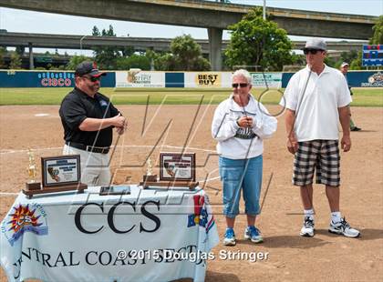 Thumbnail 2 in Notre Dame vs. Scotts Valley (CIF CCS Division 3 Final) photogallery.