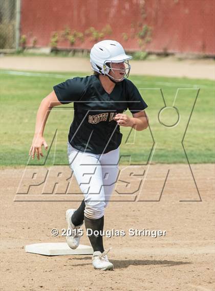 Thumbnail 2 in Notre Dame vs. Scotts Valley (CIF CCS Division 3 Final) photogallery.