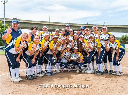 Thumbnail 3 in Notre Dame vs. Scotts Valley (CIF CCS Division 3 Final) photogallery.