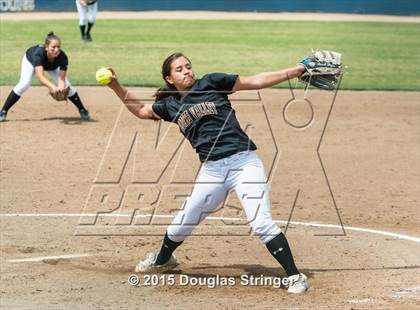 Thumbnail 2 in Notre Dame vs. Scotts Valley (CIF CCS Division 3 Final) photogallery.