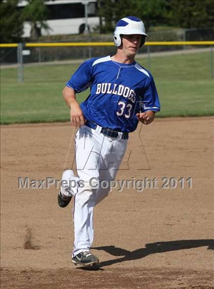 Thumbnail 3 in Ponderosa @ Folsom photogallery.