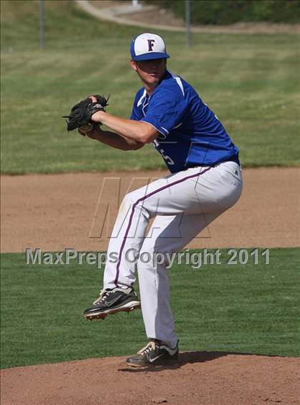 Thumbnail 2 in Ponderosa @ Folsom photogallery.