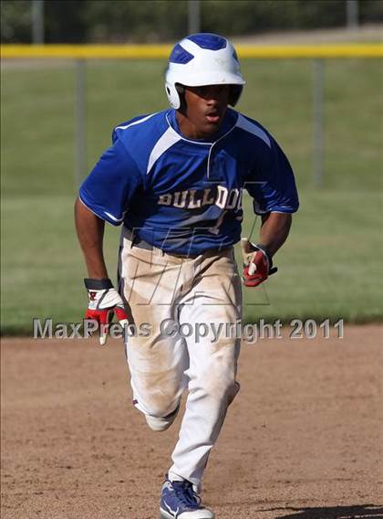 Thumbnail 3 in Ponderosa @ Folsom photogallery.