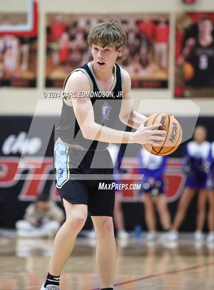 Thumbnail 1 in Brentwood vs Independence photogallery.