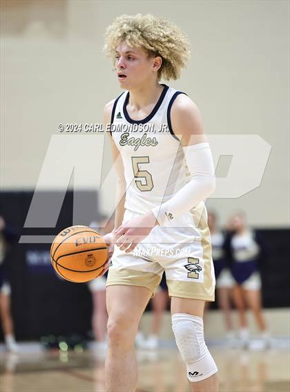 Thumbnail 2 in Brentwood vs Independence photogallery.