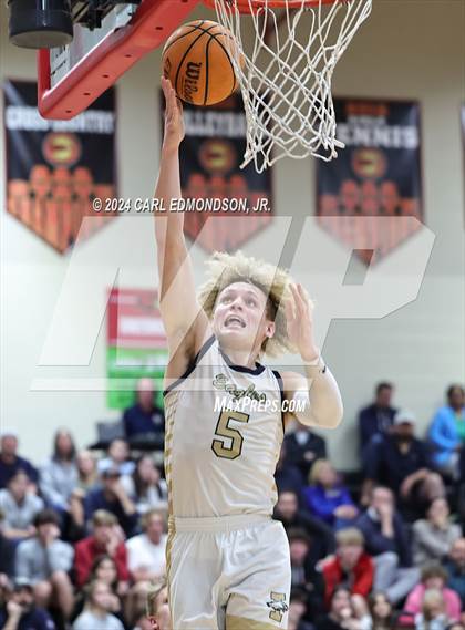 Thumbnail 1 in Brentwood vs Independence photogallery.