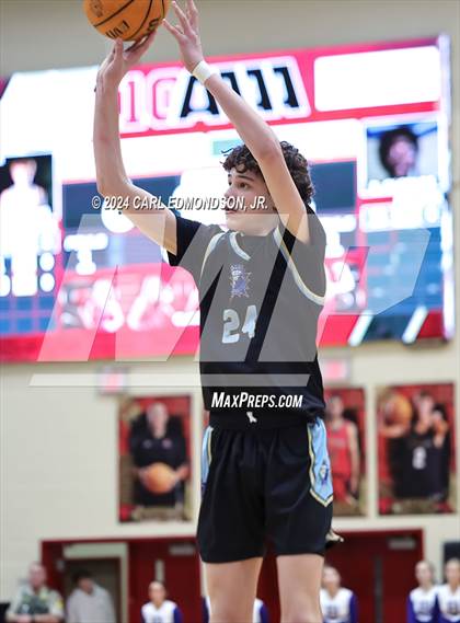 Thumbnail 1 in Brentwood vs Independence photogallery.