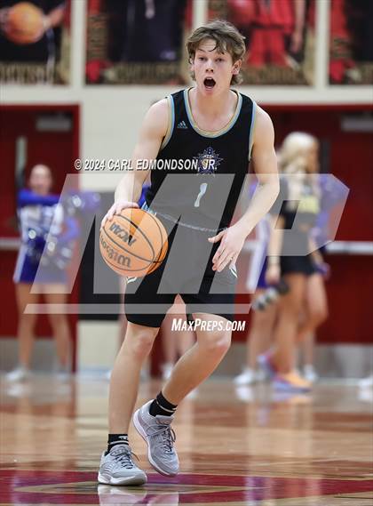 Thumbnail 1 in Brentwood vs Independence photogallery.