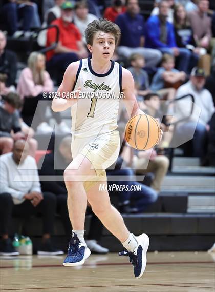 Thumbnail 3 in Brentwood vs Independence photogallery.