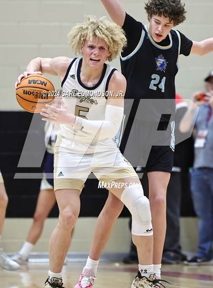 Thumbnail 3 in Brentwood vs Independence photogallery.