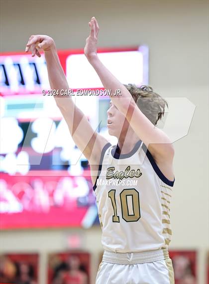 Thumbnail 1 in Brentwood vs Independence photogallery.