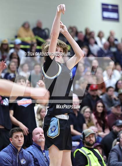 Thumbnail 2 in Brentwood vs Independence photogallery.