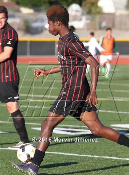 Thumbnail 2 in Palos Verdes vs. Royal photogallery.