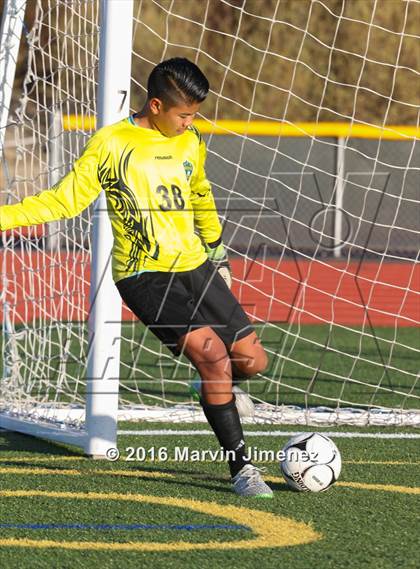 Thumbnail 3 in Palos Verdes vs. Royal photogallery.