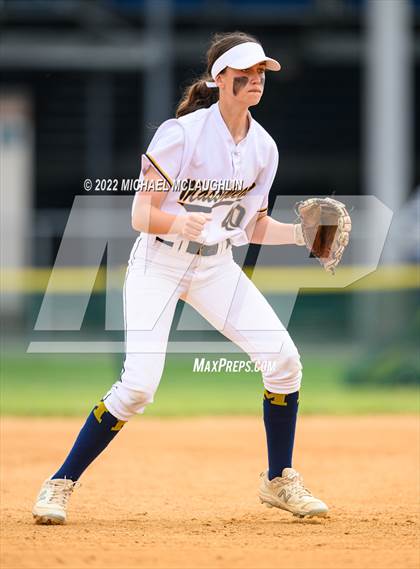 Thumbnail 3 in Massapequa vs East Meadow (NYSPHSAA Section VIII Class AA Final) photogallery.