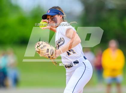 Thumbnail 2 in Massapequa vs East Meadow (NYSPHSAA Section VIII Class AA Final) photogallery.