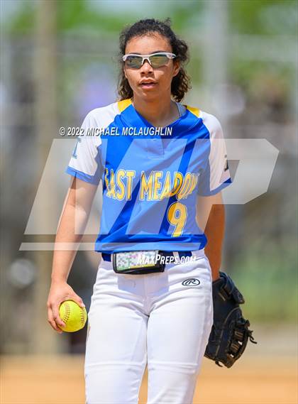 Thumbnail 3 in Massapequa vs East Meadow (NYSPHSAA Section VIII Class AA Final) photogallery.