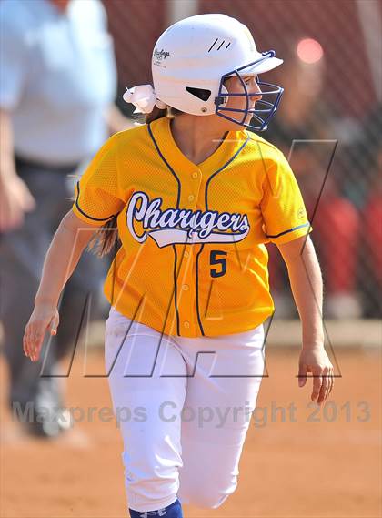 Thumbnail 3 in Charter Oak @ Loara photogallery.