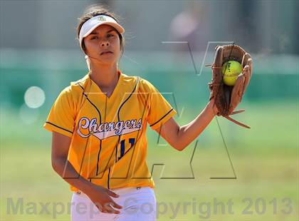Thumbnail 1 in Charter Oak @ Loara photogallery.