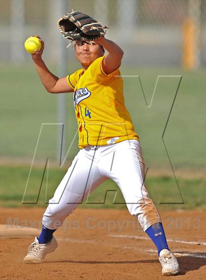 Thumbnail 2 in Charter Oak @ Loara photogallery.