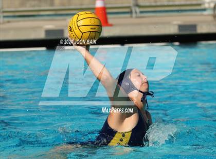 Thumbnail 3 in Alameda vs Alhambra (Battle of the Bay) photogallery.