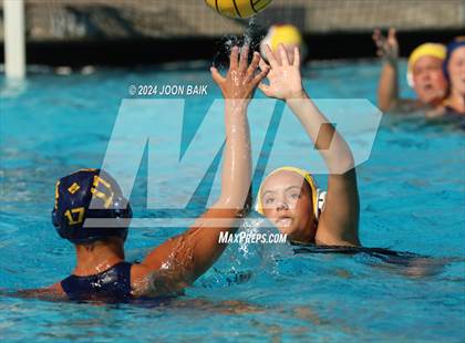Thumbnail 2 in Alameda vs Alhambra (Battle of the Bay) photogallery.