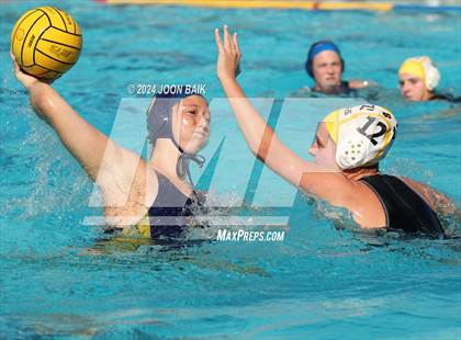 Thumbnail 2 in Alameda vs Alhambra (Battle of the Bay) photogallery.