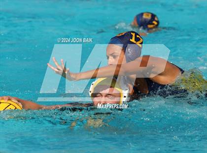 Thumbnail 3 in Alameda vs Alhambra (Battle of the Bay) photogallery.