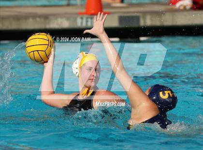 Thumbnail 3 in Alameda vs Alhambra (Battle of the Bay) photogallery.