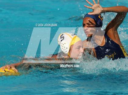 Thumbnail 2 in Alameda vs Alhambra (Battle of the Bay) photogallery.