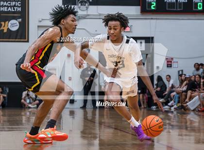 Thumbnail 2 in Oak Hill Academy vs. Imhotep Charter (Iolani Classic) photogallery.