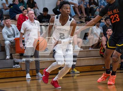 Thumbnail 2 in Oak Hill Academy vs. Imhotep Charter (Iolani Classic) photogallery.