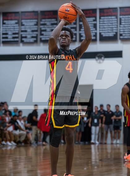 Thumbnail 3 in Oak Hill Academy vs. Imhotep Charter (Iolani Classic) photogallery.