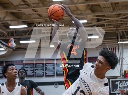 Thumbnail 2 in Oak Hill Academy vs. Imhotep Charter (Iolani Classic) photogallery.