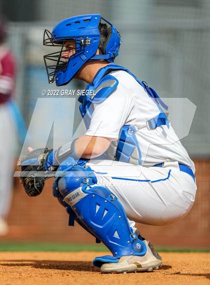 Thumbnail 1 in Edmond Memorial @ Deer Creek photogallery.