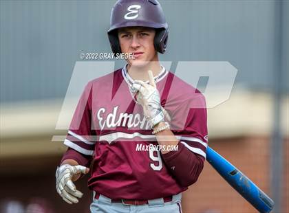 Thumbnail 3 in Edmond Memorial @ Deer Creek photogallery.