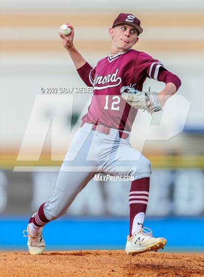 Thumbnail 2 in Edmond Memorial @ Deer Creek photogallery.