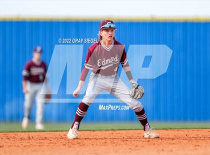 Thumbnail 3 in Edmond Memorial @ Deer Creek photogallery.