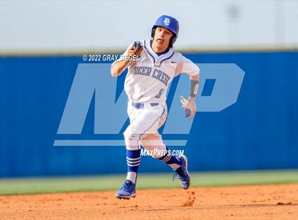 Thumbnail 2 in Edmond Memorial @ Deer Creek photogallery.