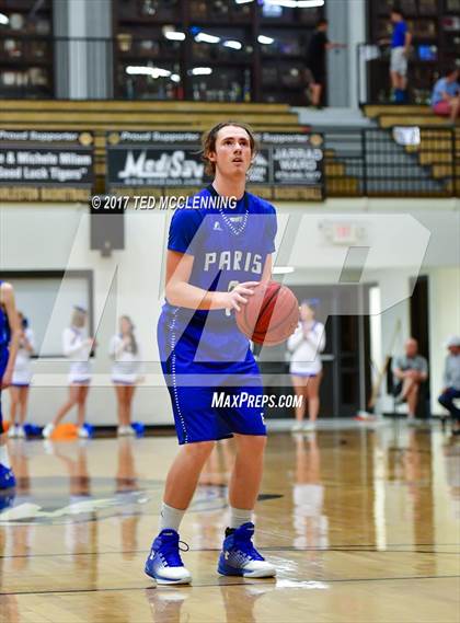 Thumbnail 2 in Cedarville vs. Paris  (AAA 3A Regional playoff) photogallery.